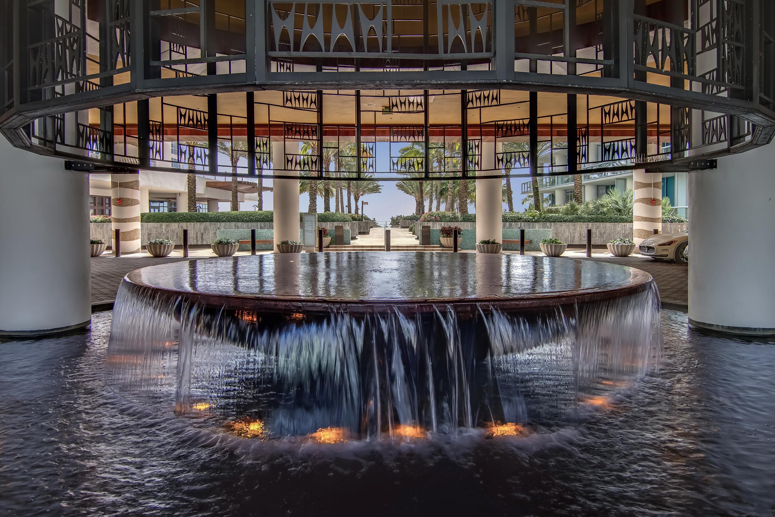 Carillon Miami Wellness Resort Miami Beach Esterno foto