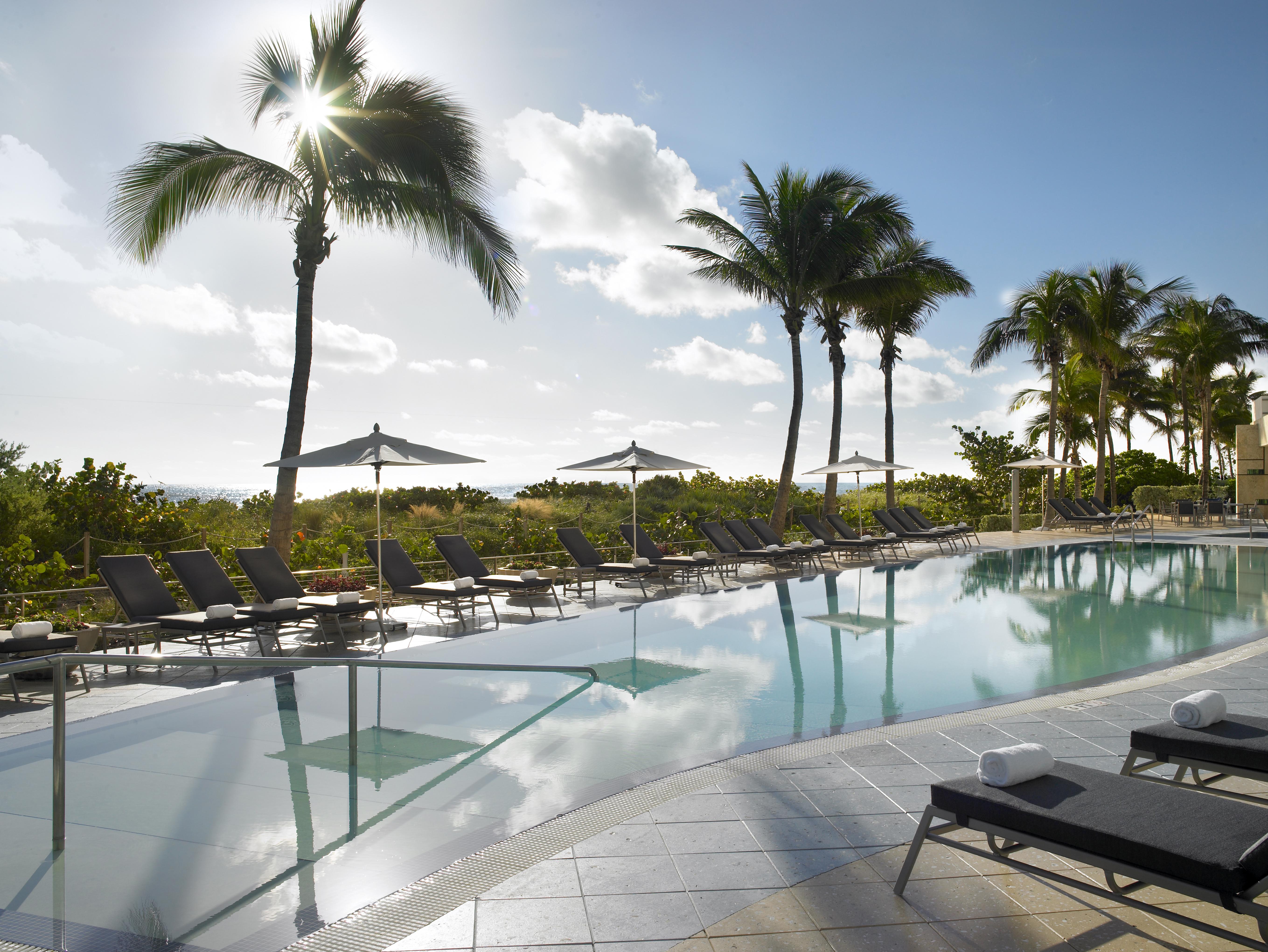 Carillon Miami Wellness Resort Miami Beach Esterno foto