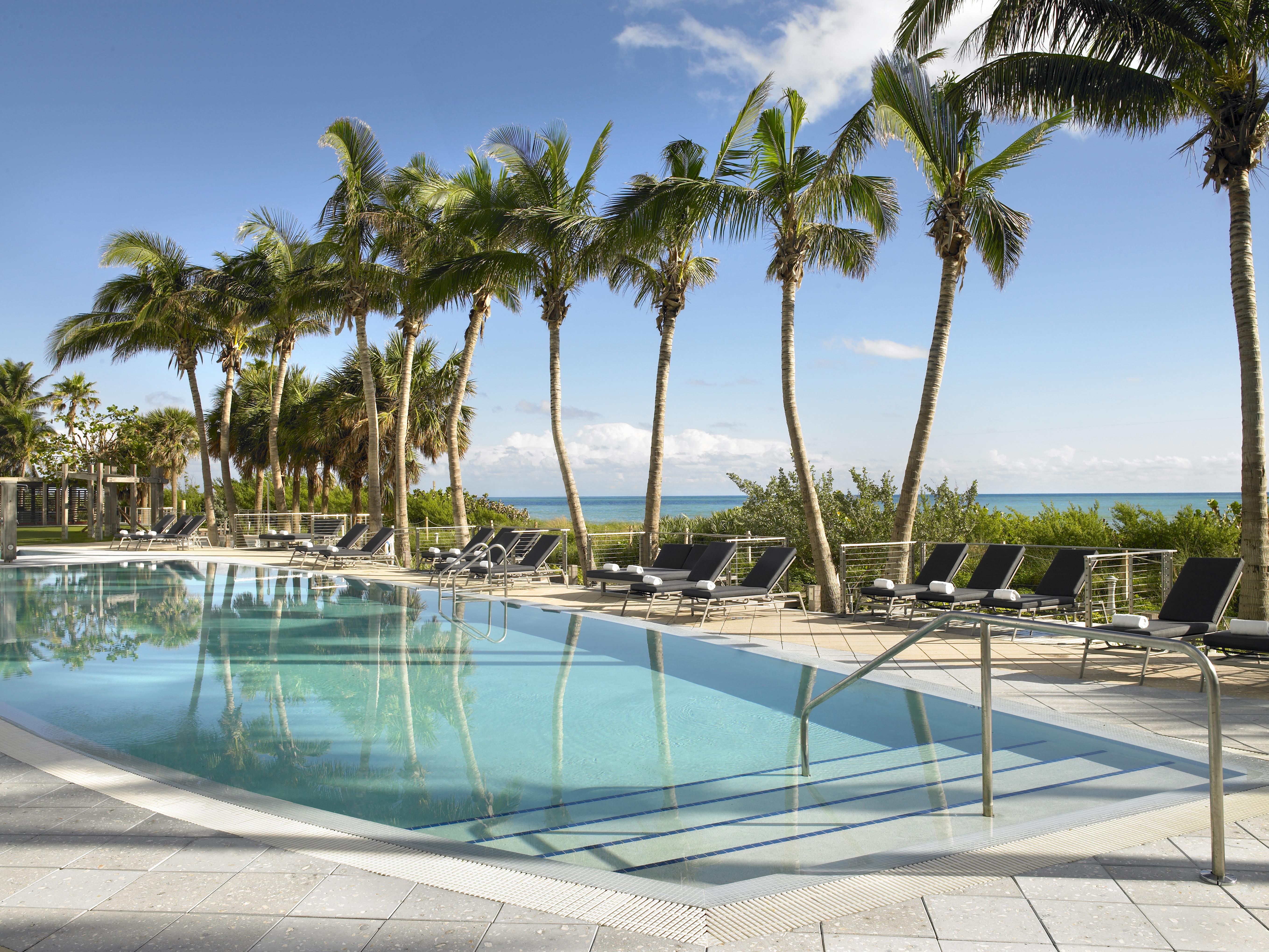 Carillon Miami Wellness Resort Miami Beach Esterno foto